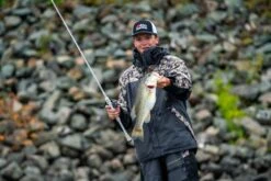 Abu Garcia Veritas Baitcasting Rod 24 Abu Garcia Veritas Baitcasting Rod -Fishing Promotion Store ABU CASTING ROD VERITAS PLX LIFESTYLE 2020 005